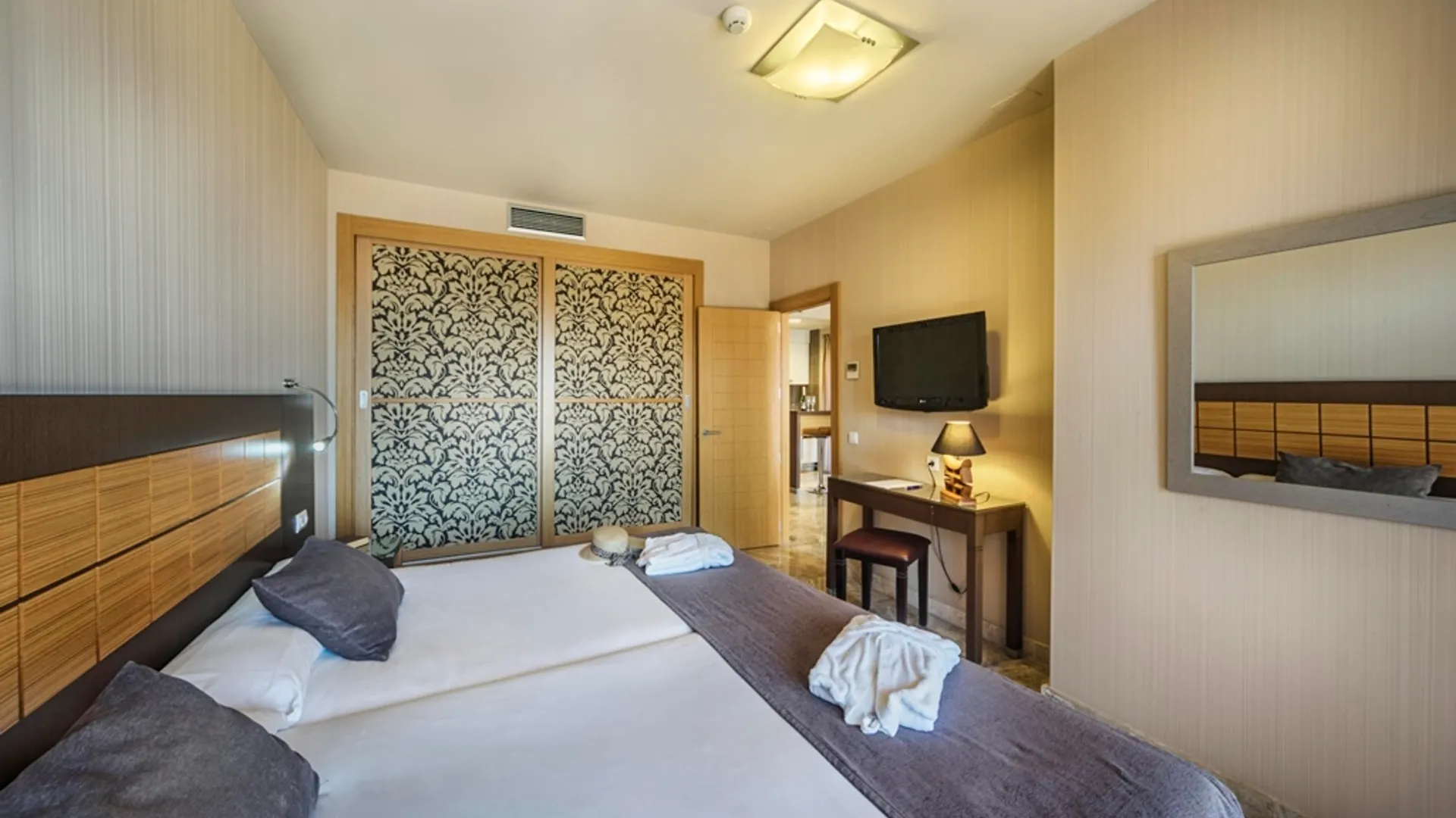 Ξενοδοχείο Holiday World Resort Benalmádena