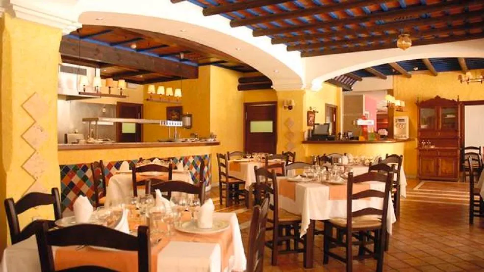 Holiday World Resort Benalmádena Hotel
