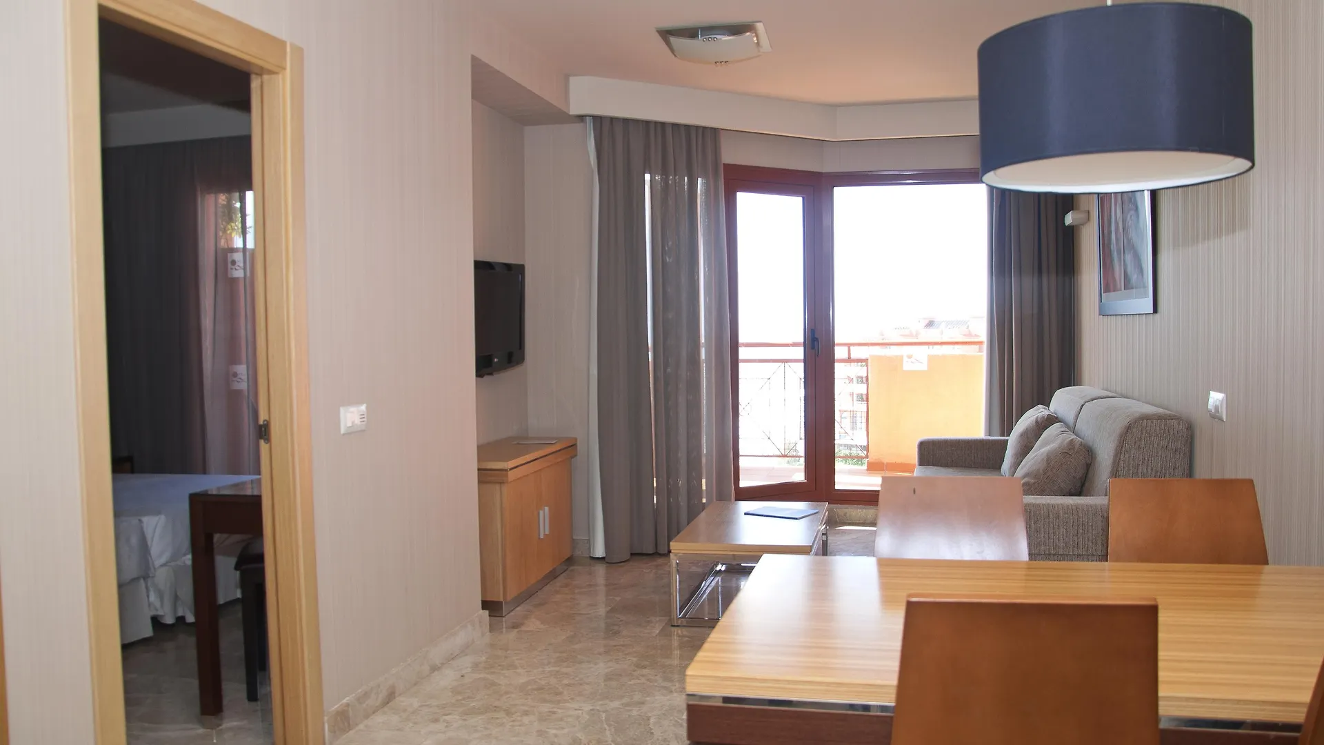 **** Hotel Holiday World Resort Benalmádena Hiszpania